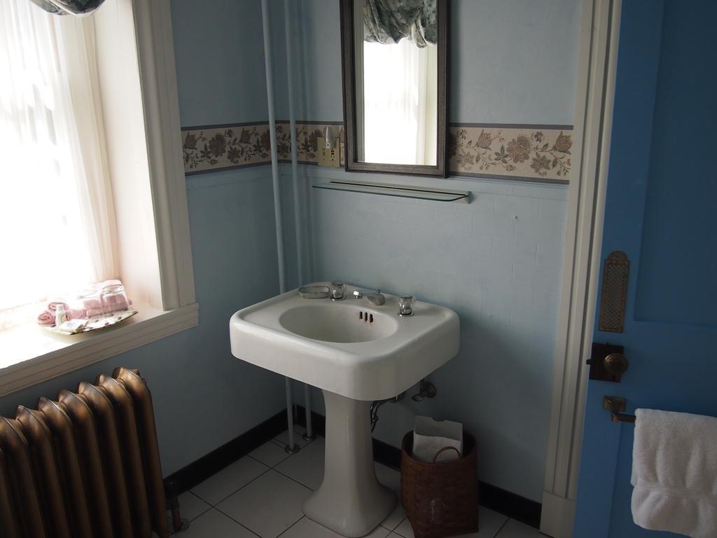 Wydnor Hall Inn Bethlehem Room photo